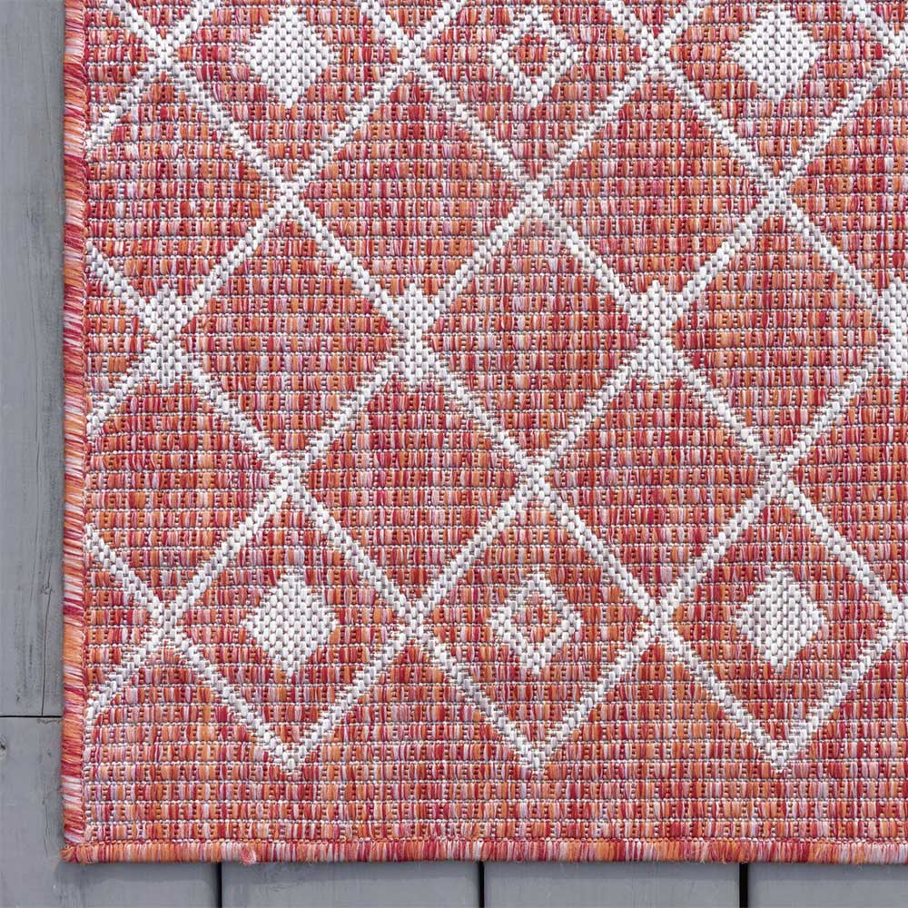 Kunststoff Teppich Giralna in Rostrot und Cremefarben mit geometrischem Muster
