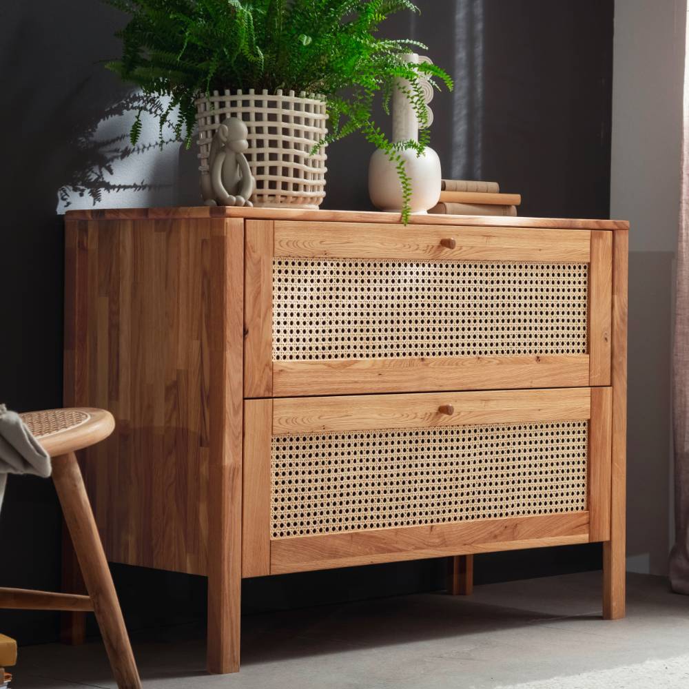 Massivholzkommode Felictas aus Rattan und Wildeiche Massivholz
