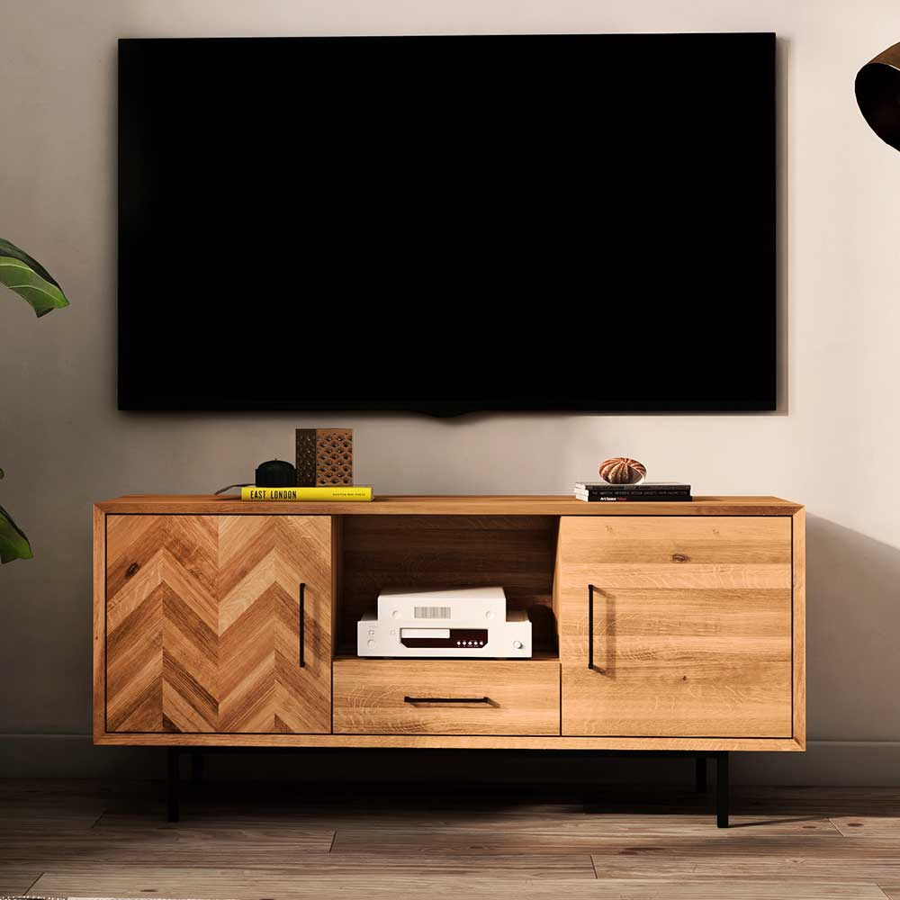 Fernsehboard Yalley in Wildeichefarben im Skandi Design