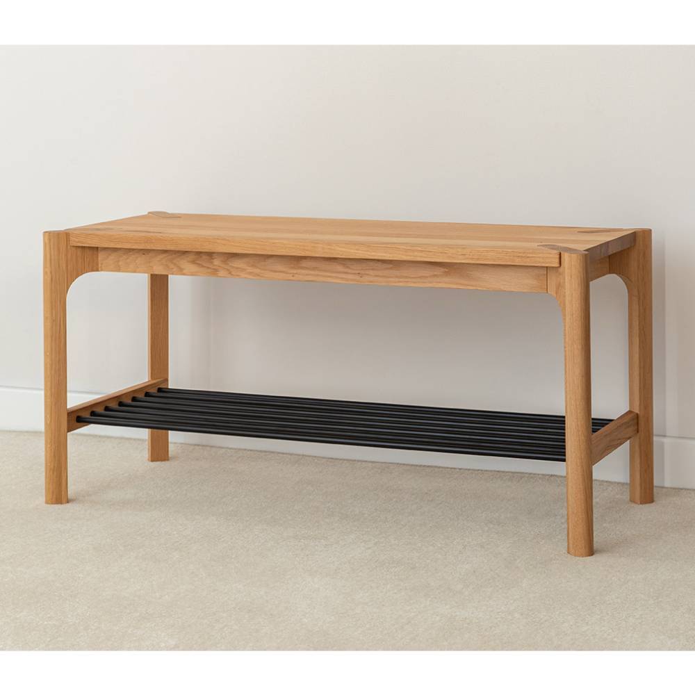 Schuhregal Gravura aus Eiche Massivholz mit einem Schuhgitter