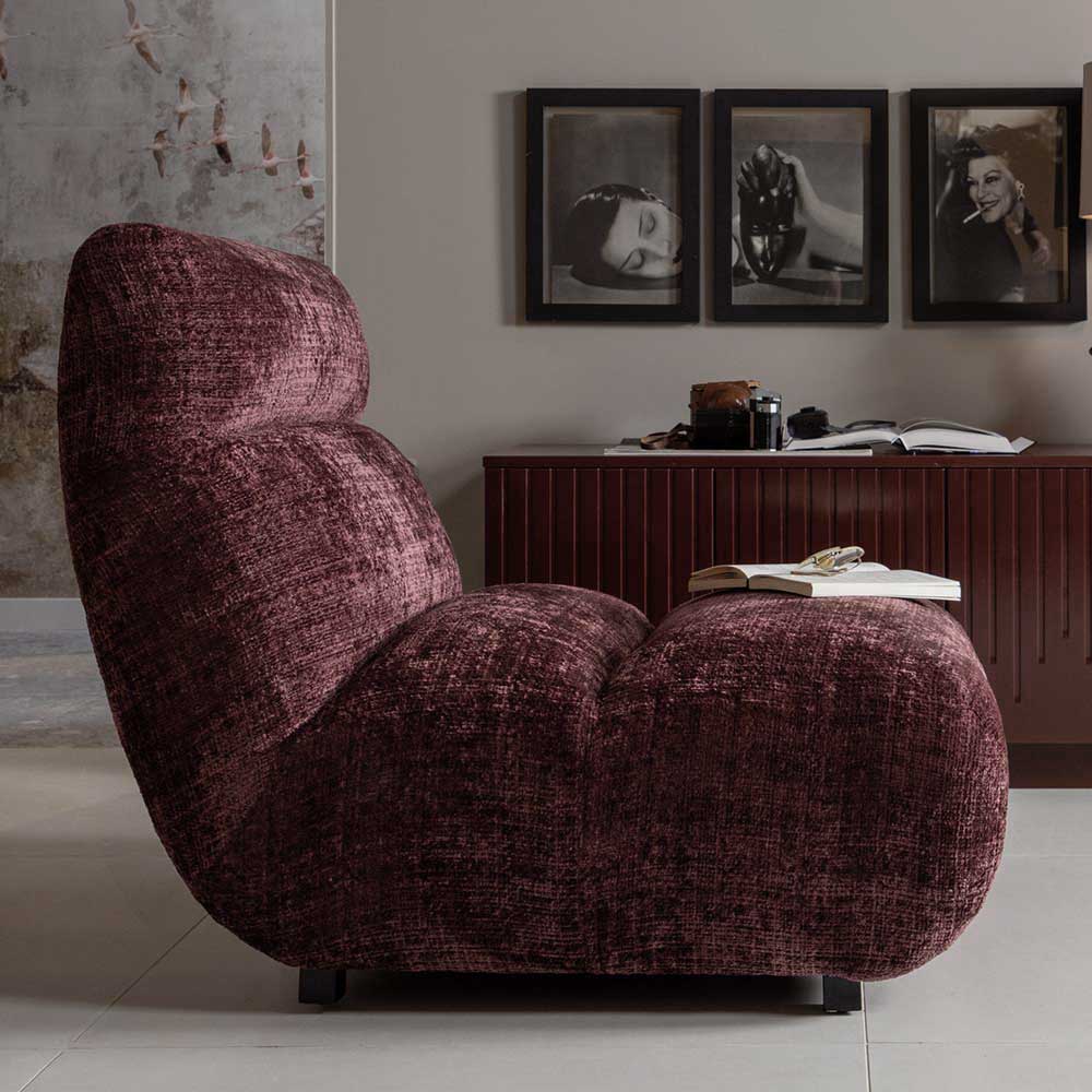 Sessel Unventra in Violett in modernem Design