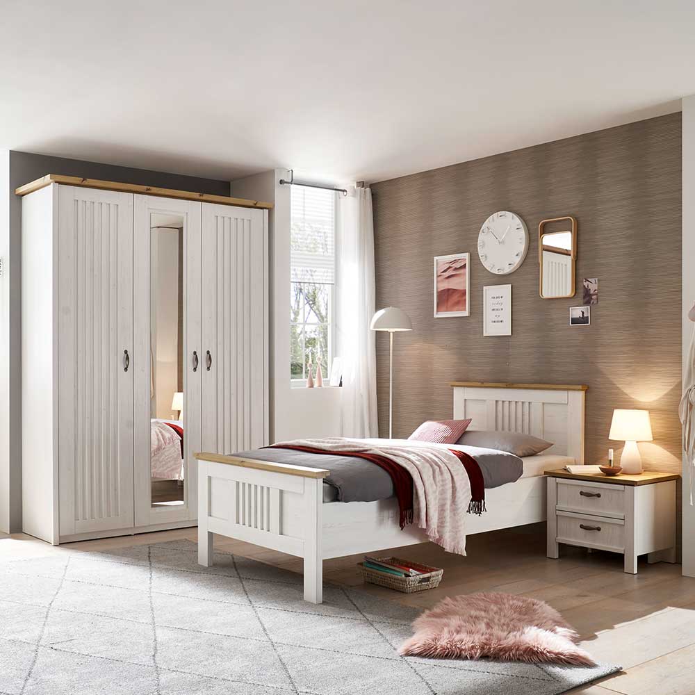 Schlafzimmer Drienna im Landhausstil in Weiß & Eiche Holzoptik (dreiteilig)