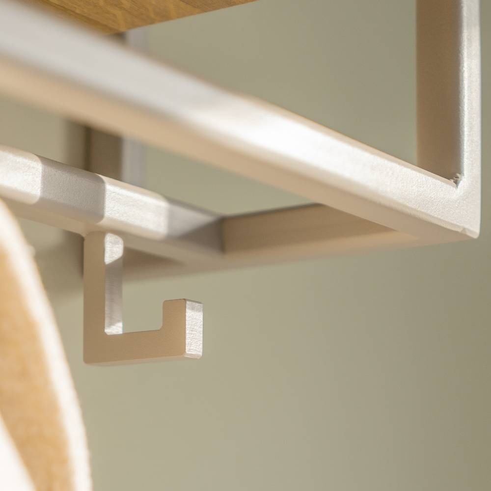 Hängegarderobe Compostela aus Eiche Massivholz und Stahl
