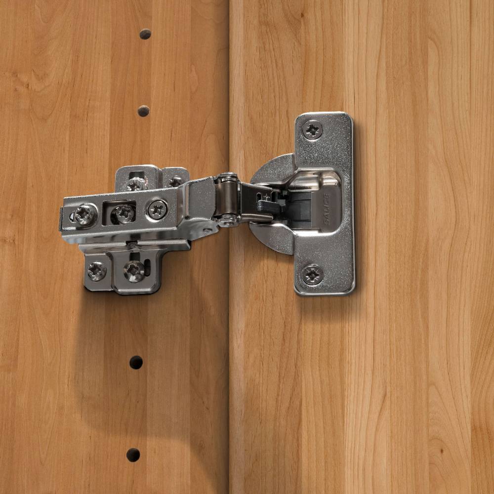 Moderner Schlafzimmerschrank Merkur mit Drehtüren 149 cm breit