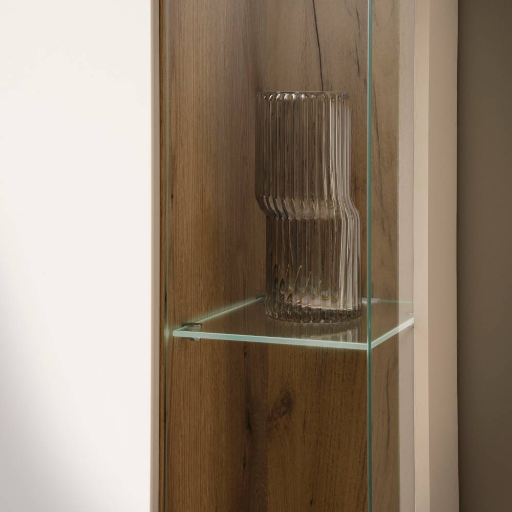 Stauraumvitrine Vrenessa in Weiß matt mit Glastür