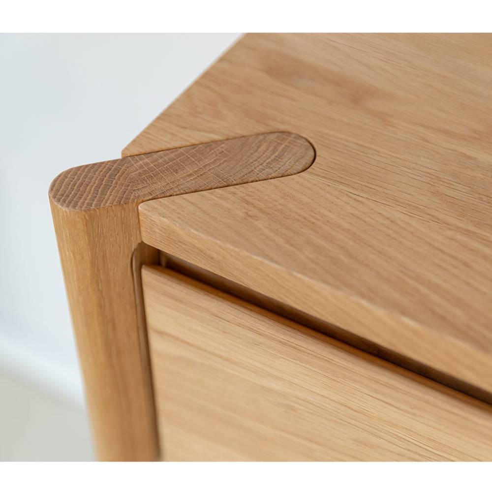 Konsolentisch Gravura aus Eiche Massivholz 28 cm tief