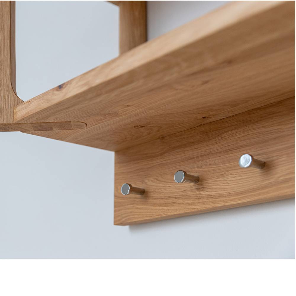 Hängegarderobe Gravura aus Eiche Massivholz mit 9 Kleiderhaken