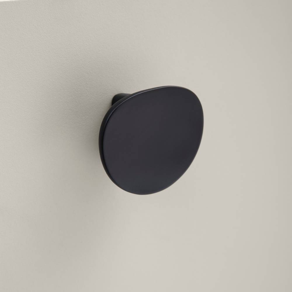 Badschrank Isabelona in modernem Design mit einer Schublade