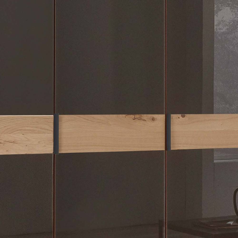 Drehtürschrank Merkur in modernem Design mit drei festen Kleiderstangen