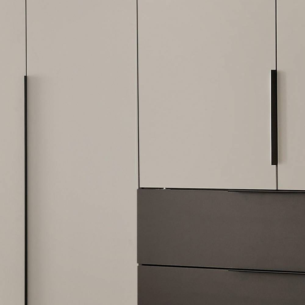 Drehtürenschrank Arionn mit drei Schubladen in modernem Design