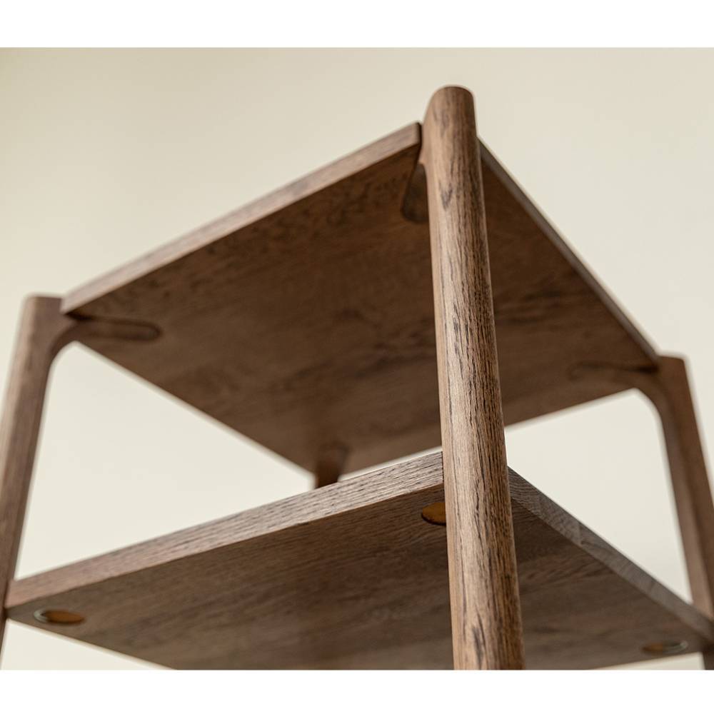 Echtholz Regal Sona in Eiche Tabacco 60 cm hoch - 43 cm breit
