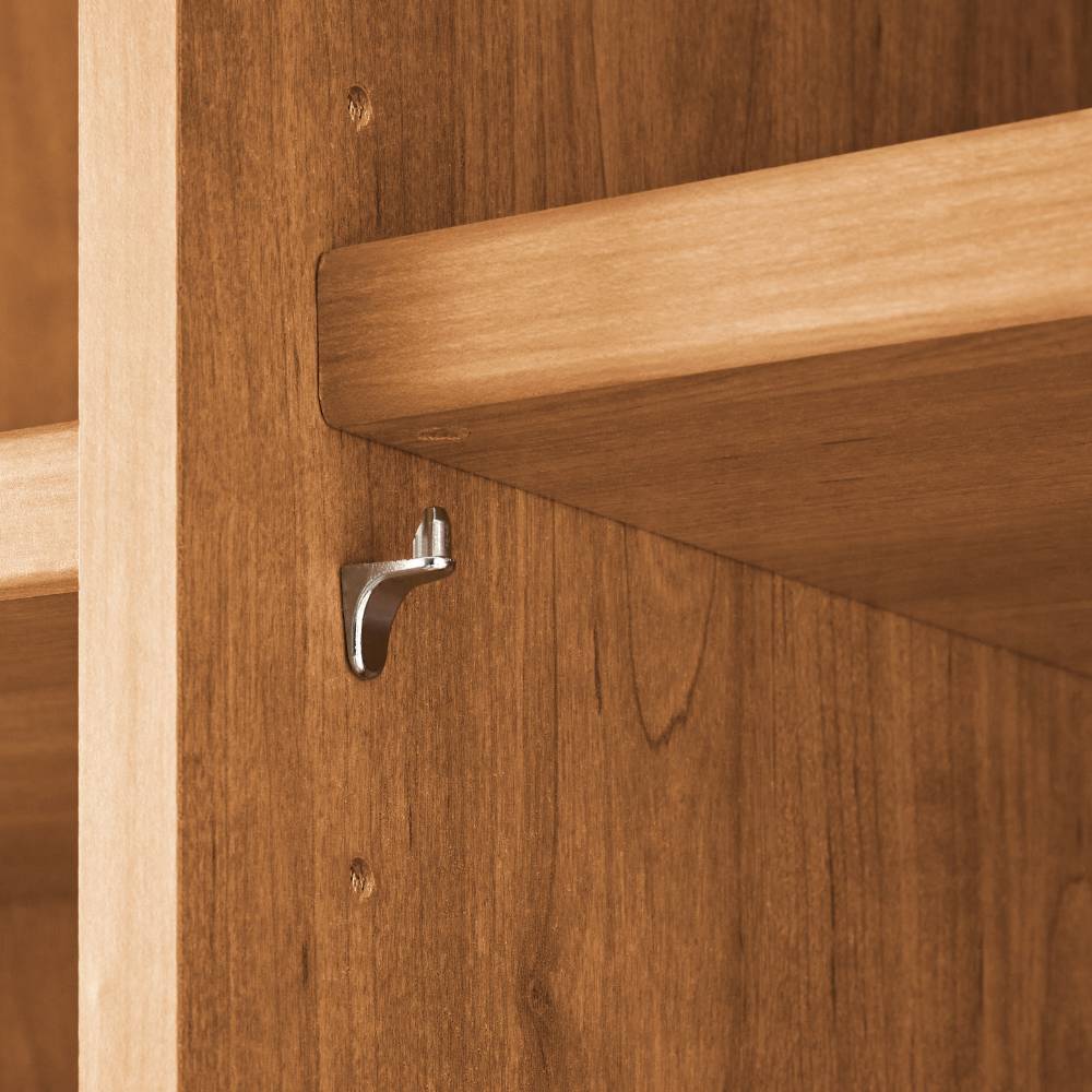 Drehtürschrank Merkur in modernem Design mit drei festen Kleiderstangen