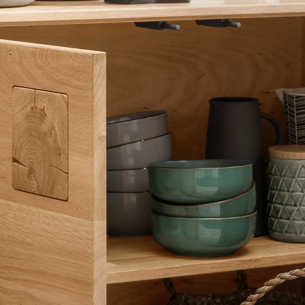 Montiertes Sideboard Onitos aus Wildeiche Massivholz 170 cm breit