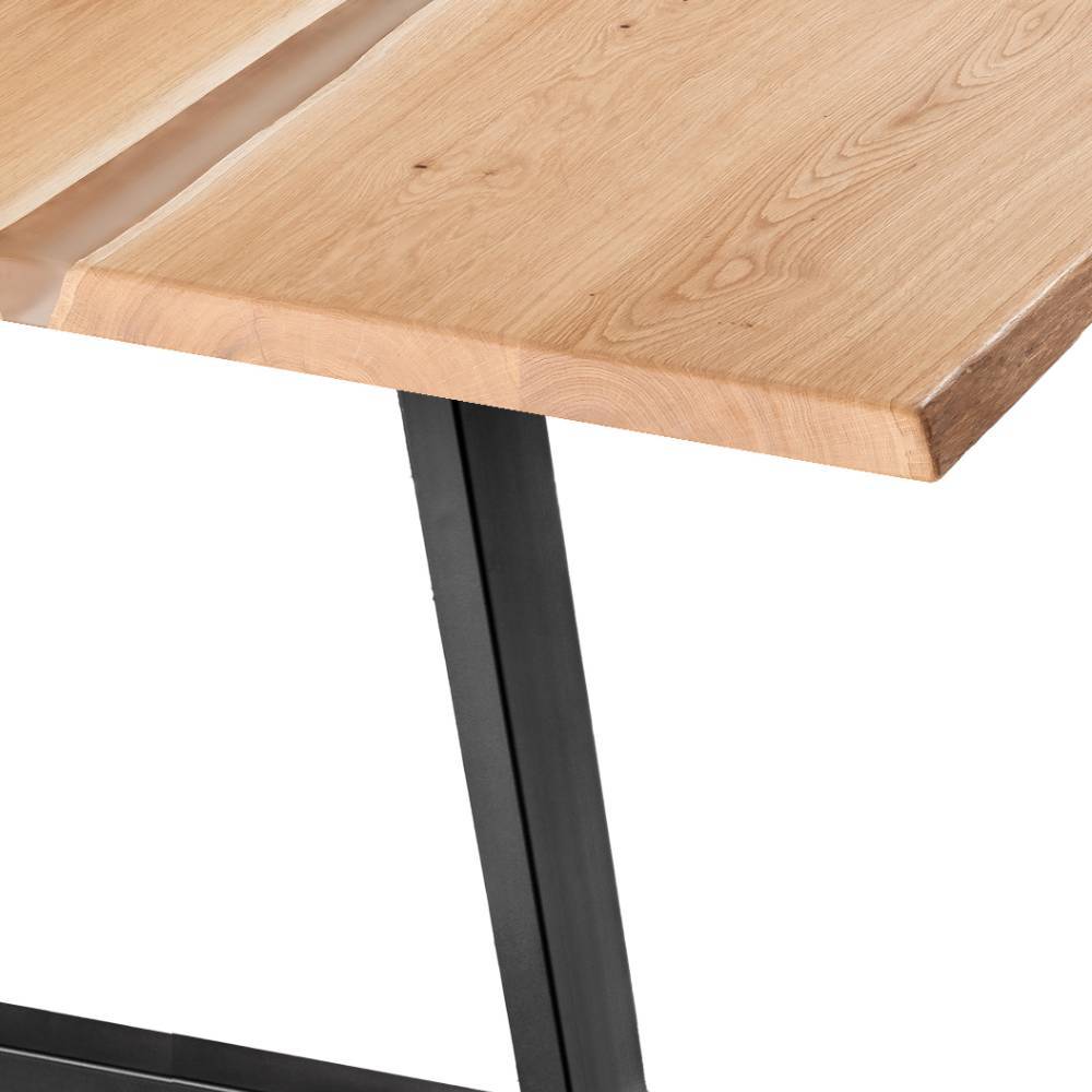 Baumtisch Detle mit natürlicher Baumkante im Industry und Loft Stil