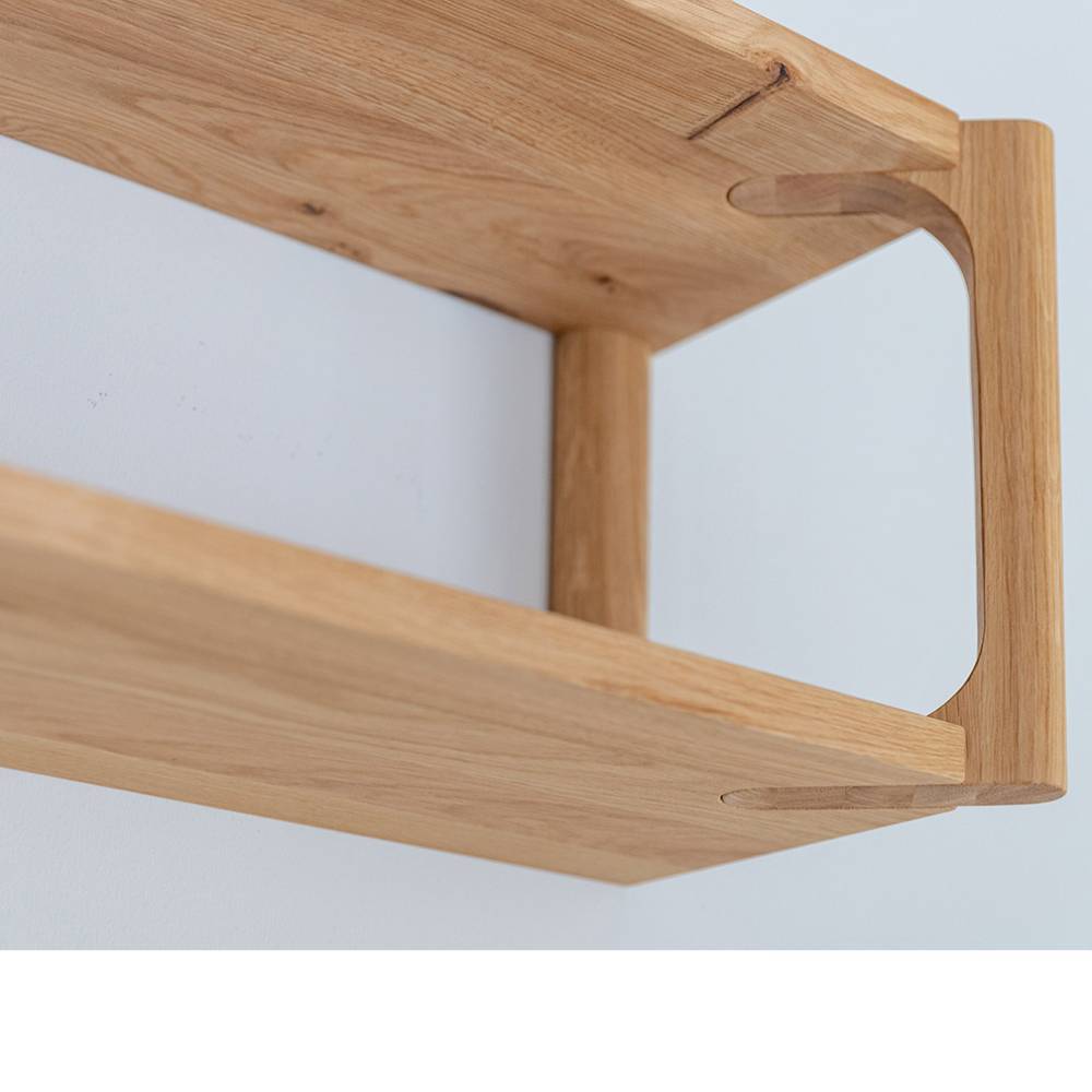 Hängegarderobe Gravura aus Eiche Massivholz mit 9 Kleiderhaken