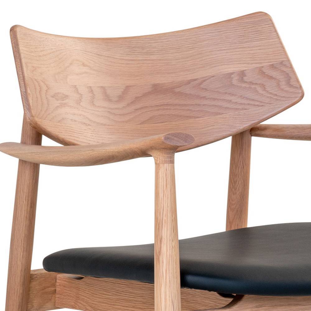 Sessel Reander aus Eiche Massivholz im Skandi Design