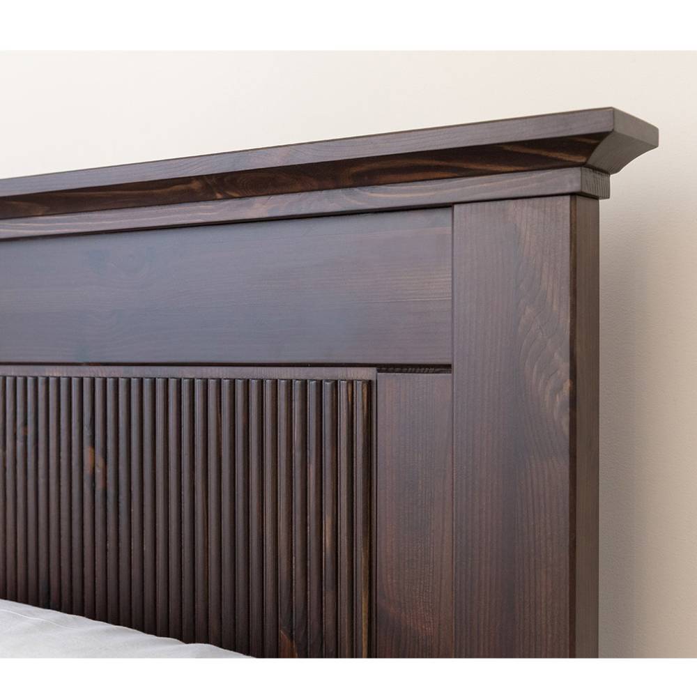 Doppelbett Phelix aus Kiefer Massivholz im Landhausstil