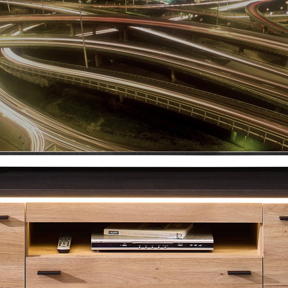 TV Wohnwand Helias mit LED Beleuchtung - Holzoptik foliert (dreiteilig)