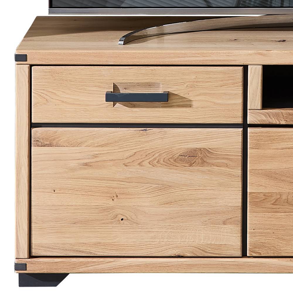 TV Lowboard Tablonero in Wildeichefarben mit einem offenen Gerätefach