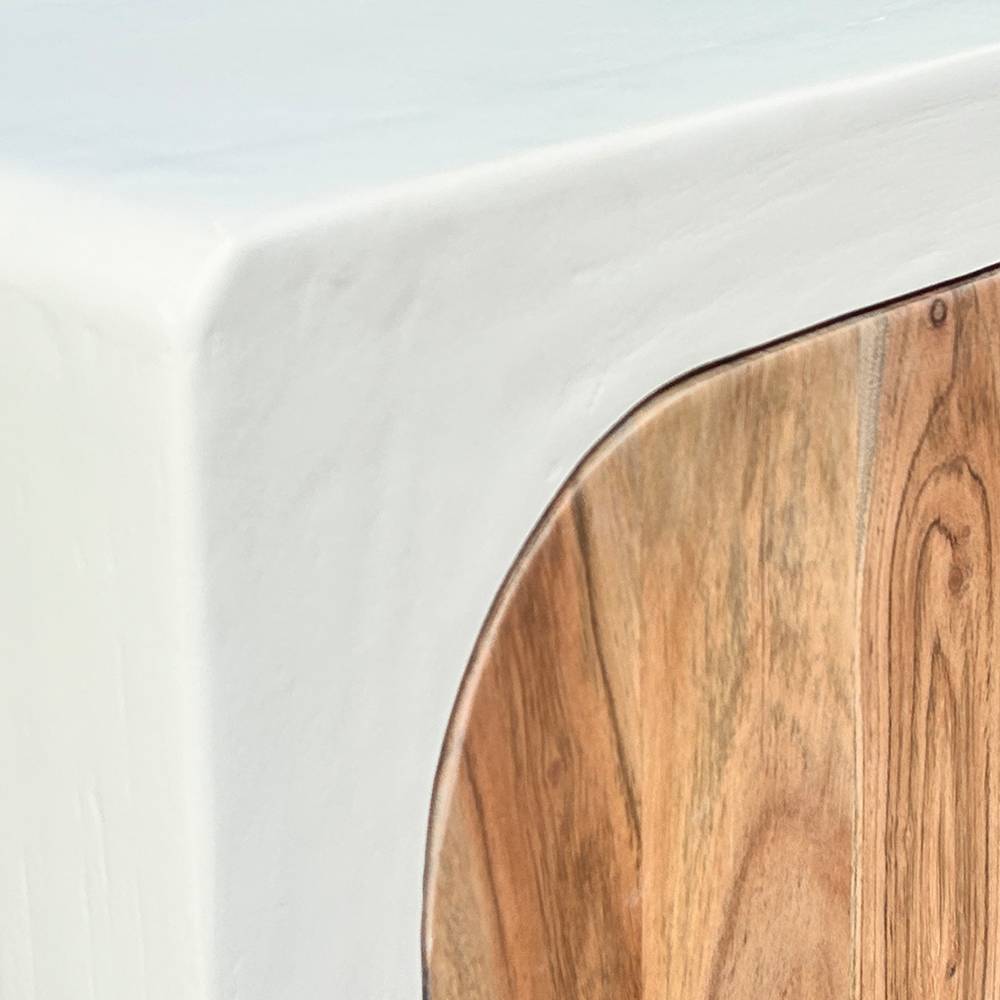 Sideboard Janyna aus Akazie Massivholz mit Struktur Kalkputz