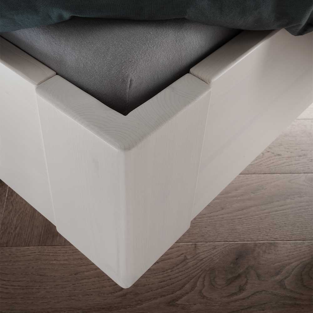 Bettgestell Venezia in modernem Design aus Kiefer Massivholz