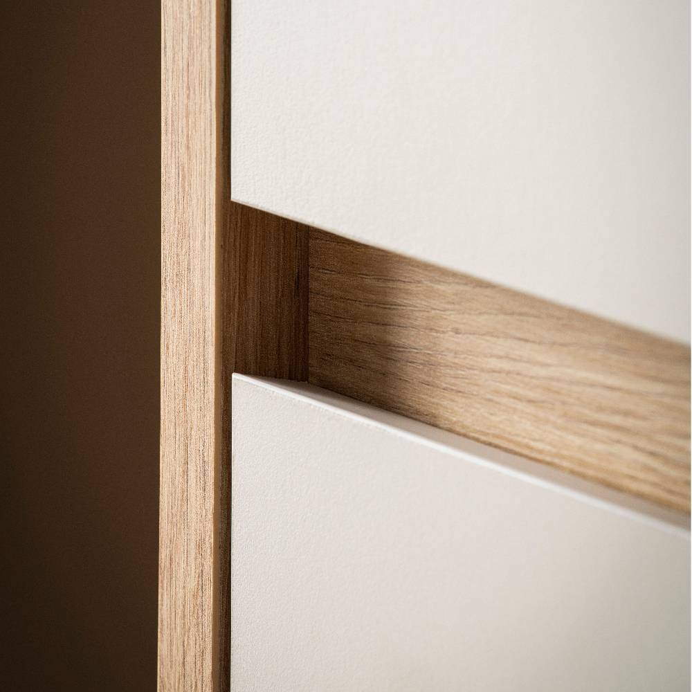 Buffetvitrine Ikba mit Glastüren 202 cm breit