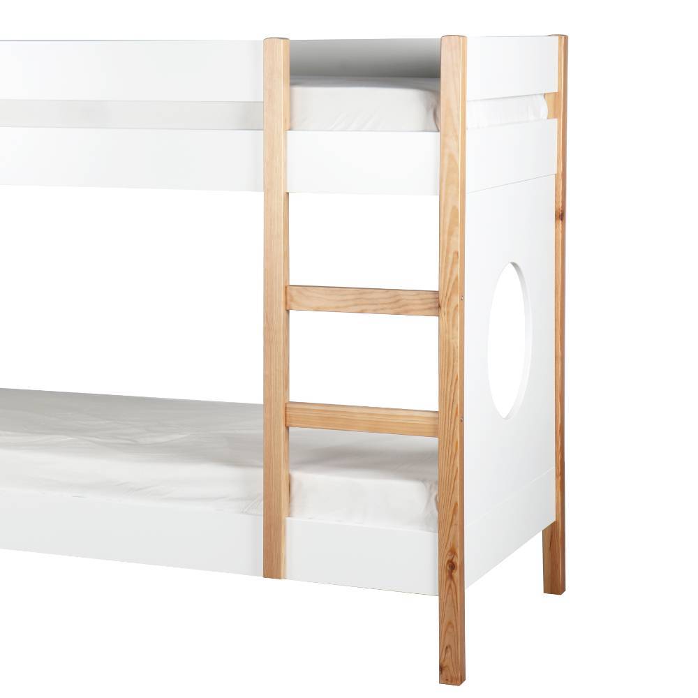 Skandi Design Stockbett Giglio in Weiß und Naturfarben