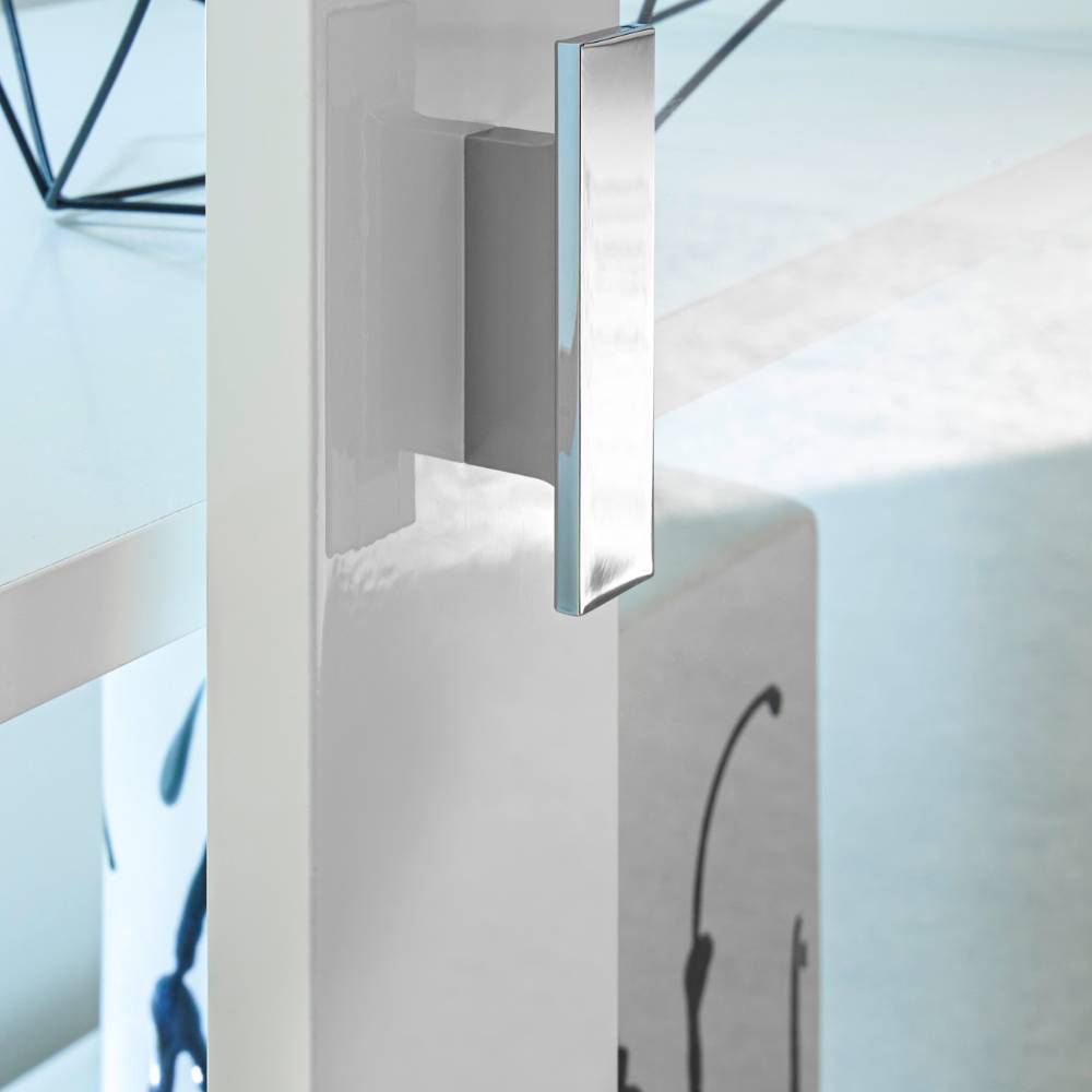 Stauraumvitrine Melvyno mit drei Schubladen in modernem Design
