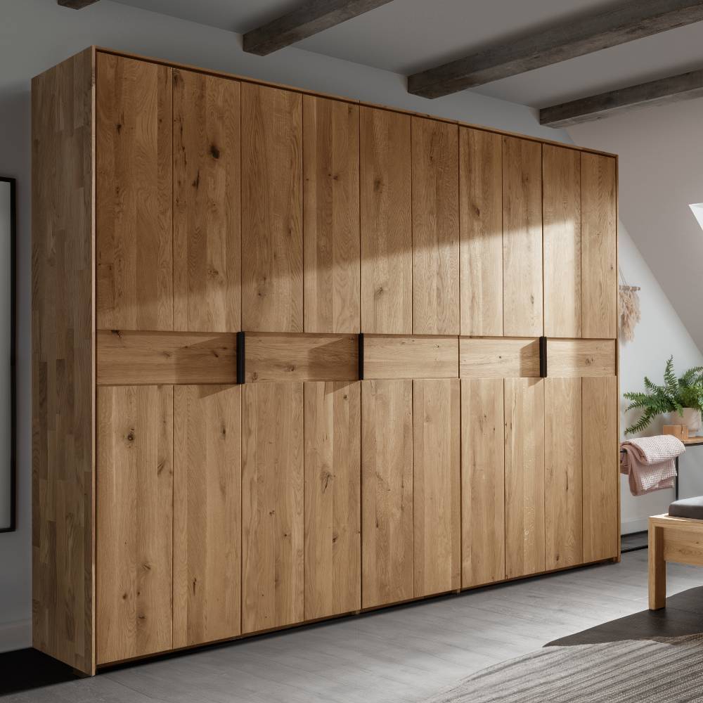 Massivholz Kleiderschrank groß Snoba aus Wildeiche Massivholz mit Drehtüren