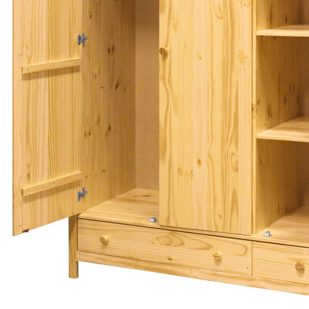 Schlafzimmerschrank Tine aus Kiefer Massivholz im Landhausstil