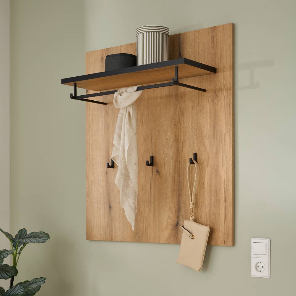 Wandgarderobe Nemphia in modernem Design mit 3 Kleiderhaken