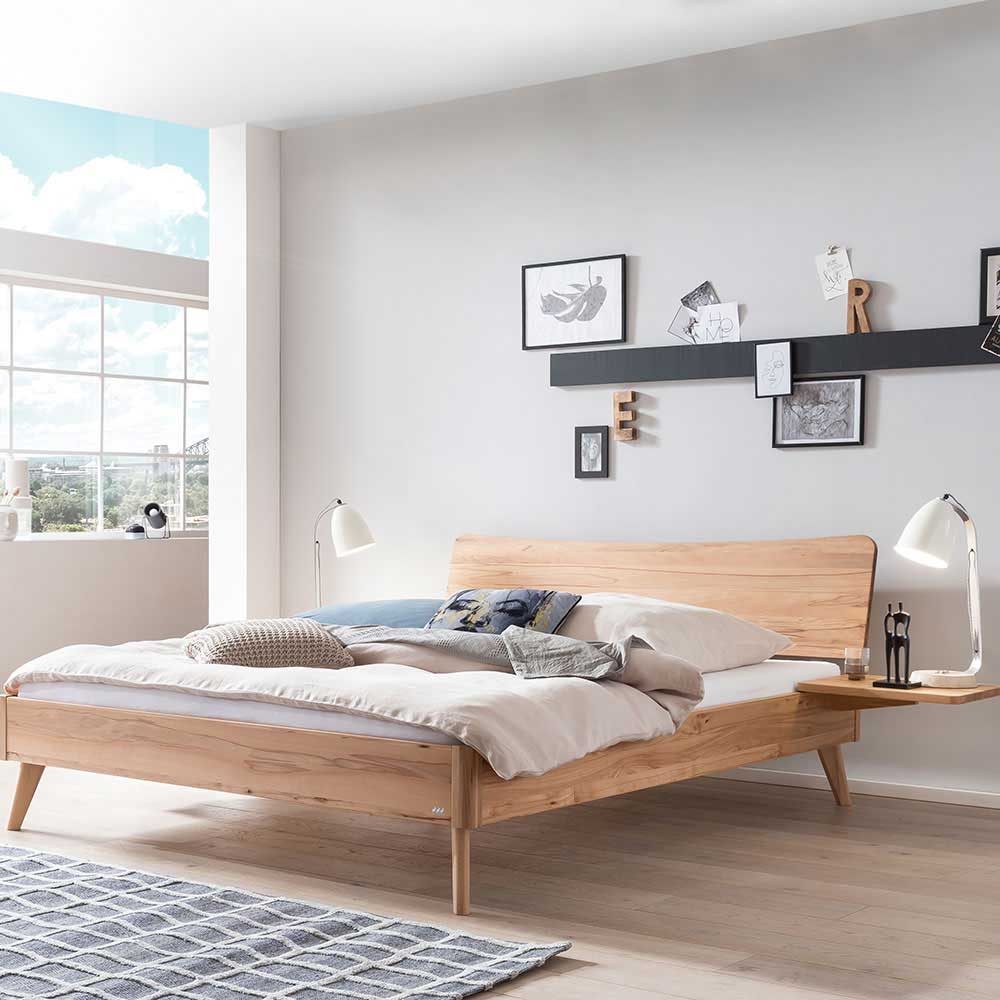 Niedriges Bett Ytolin aus Wildbuche Massivholz geölt