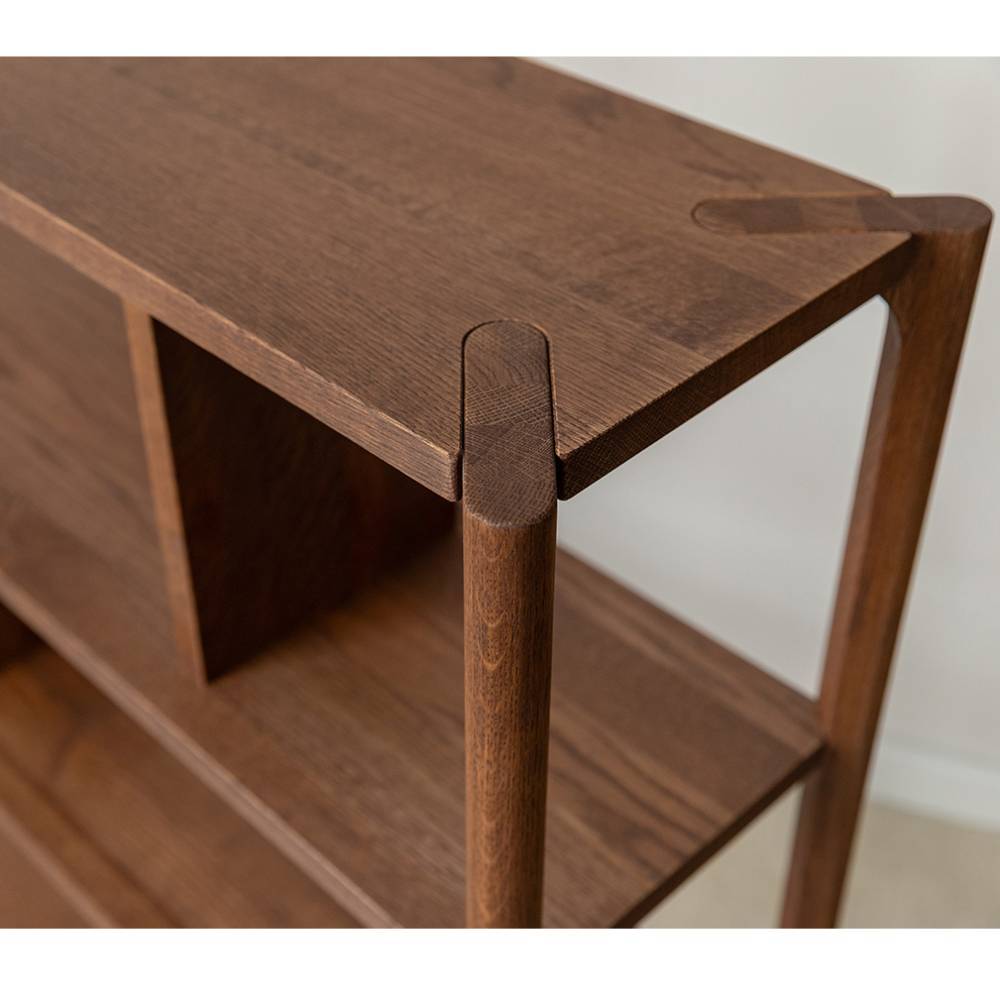 Massivholzregal Sona in Eiche Tabacco 100 cm breit