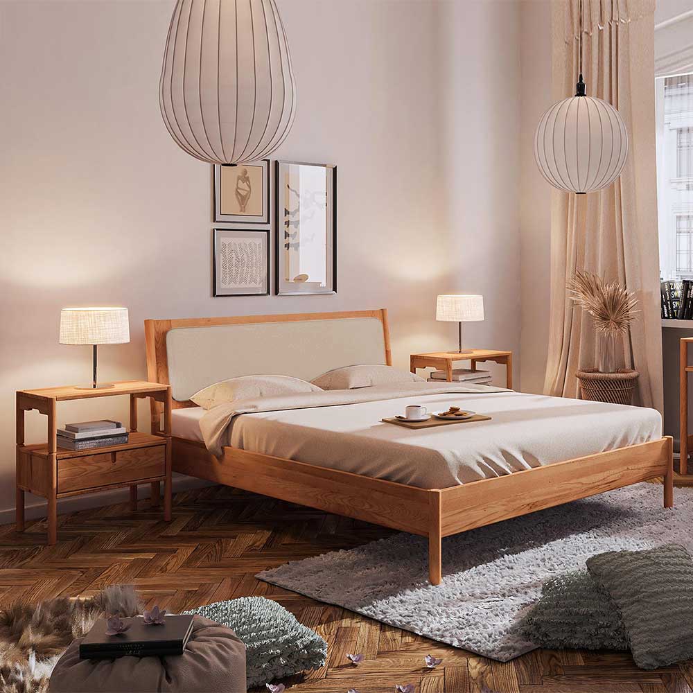 Hochwertiges Bett Artjes aus Wildbuche Massivholz mit Polsterkopfteil