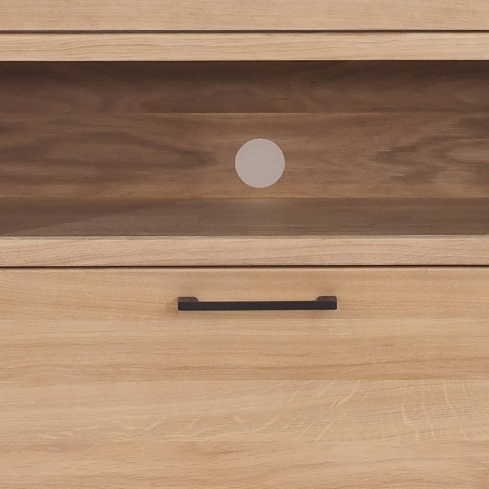 TV Lowboard Artjes in Eiche Bianco mit einem offenen Gerätefach