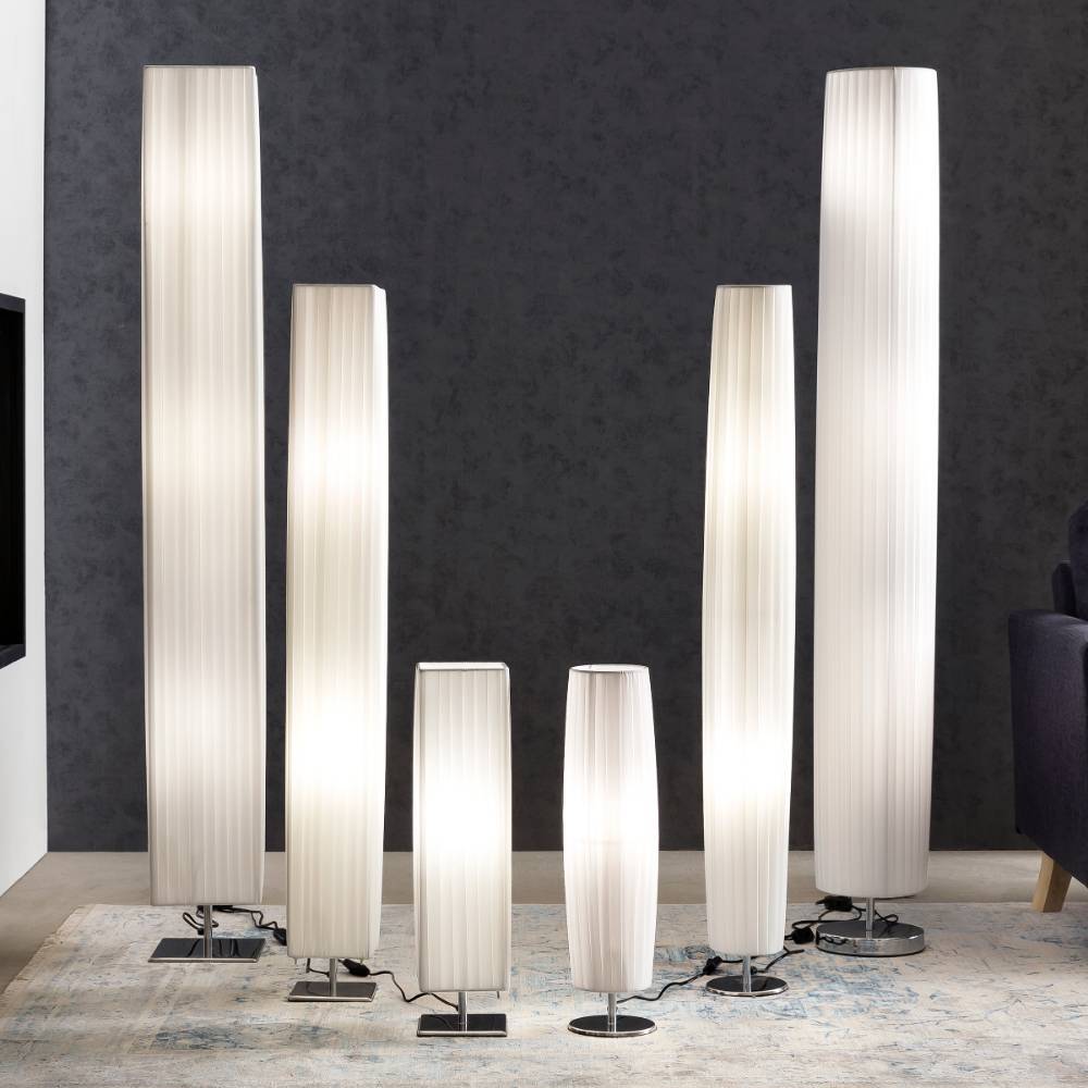 Tischlampe Moggia in Weiß und Chromfarben