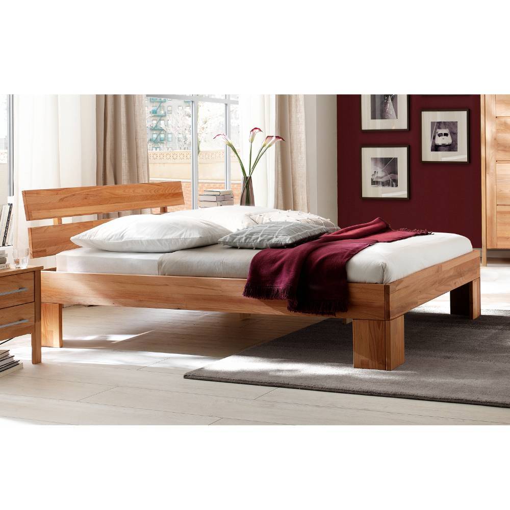 Bettgestell Dionassa aus Kernbuche Massivholz in modernem Design