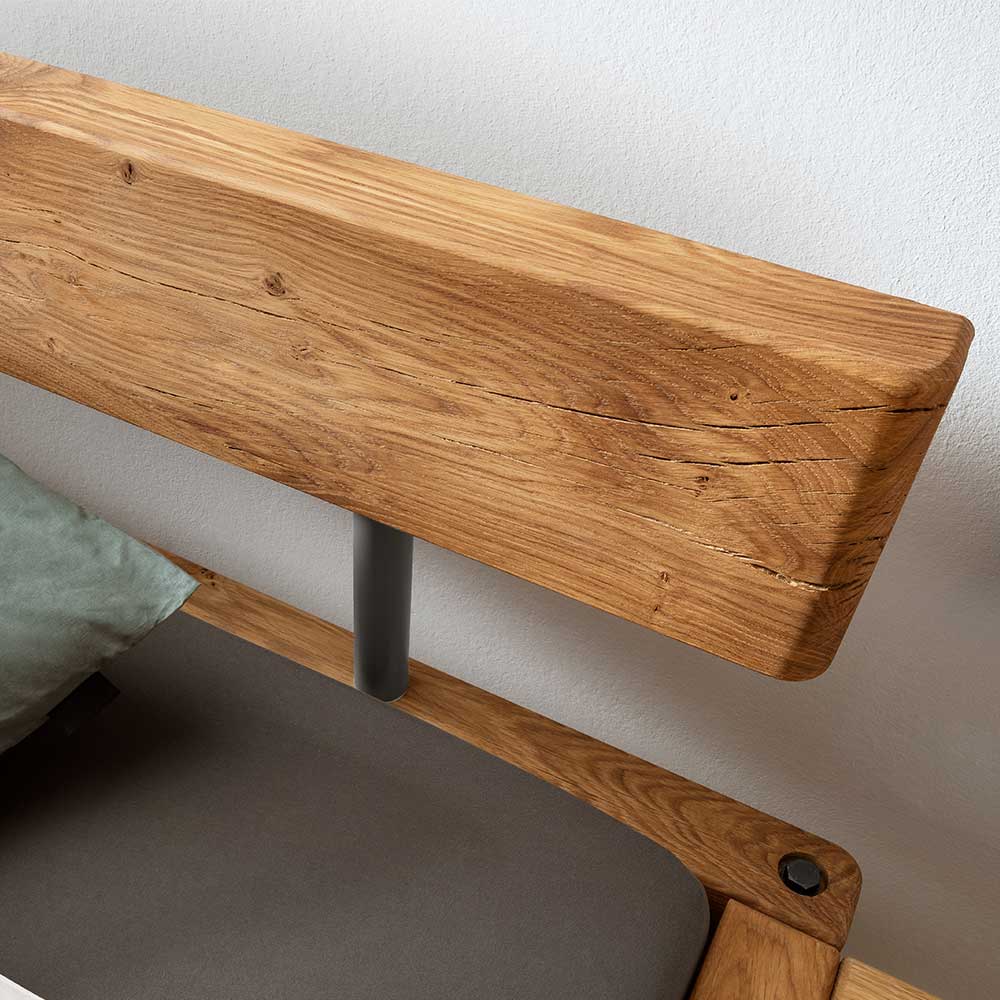 Doppelbettgestell Vannos aus Wildeiche Massivholz im Industry und Loft Stil