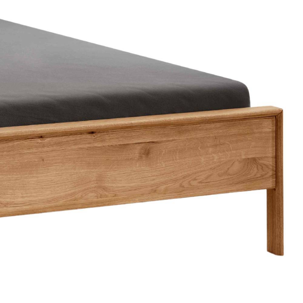 Doppelbett Zwettl aus Wildeiche Massivholz geölt