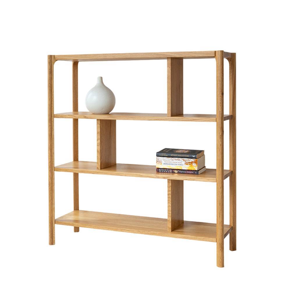 Bücherregal Gravura aus Eiche Massivholz in modernem Design