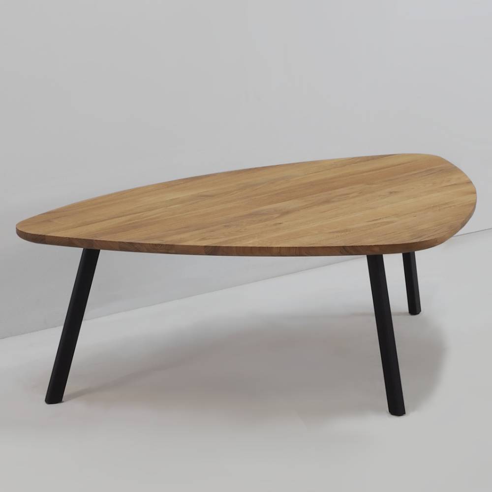 Couchtisch Lowellsa aus Eiche Massivholz in Wankelform