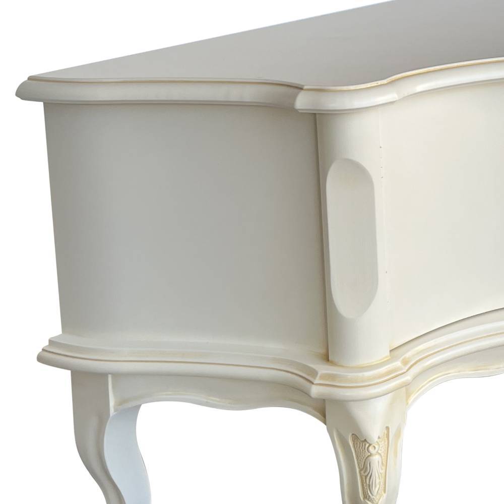 Fernsehlowboard Ejulia 165 cm breit im Barockstil