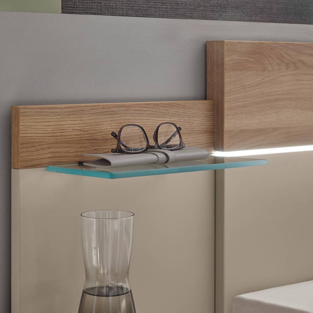 Komplettschlafzimmer Mero in modernem Design mit LED Beleuchtung (vierteilig)