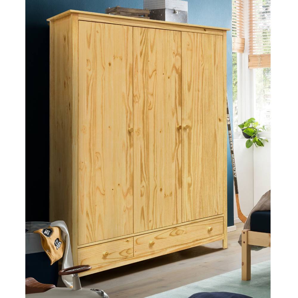 Schlafzimmerschrank Tine aus Kiefer Massivholz im Landhausstil
