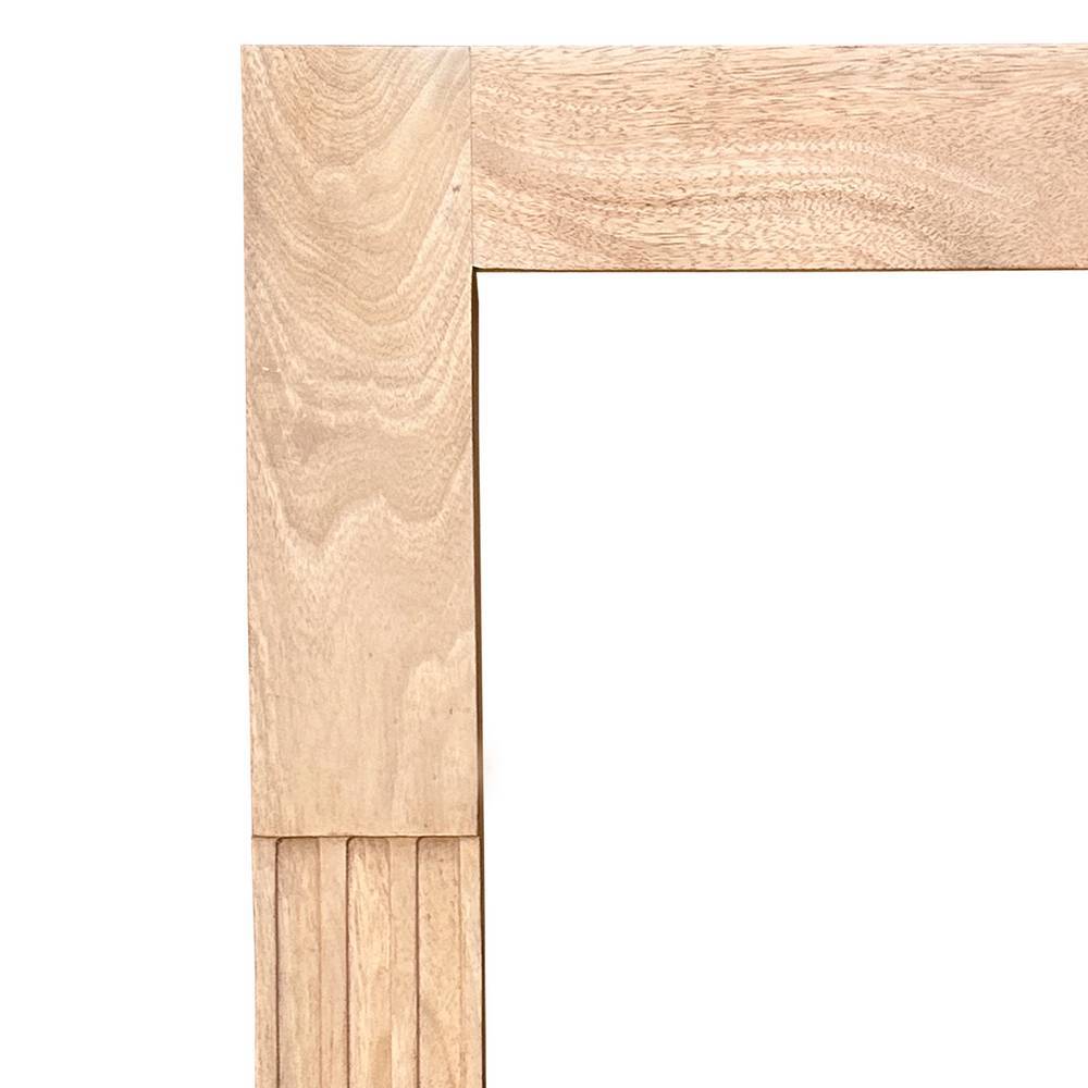 Wandspiegel Diaria aus Mangobaum Massivholz in modernem Design