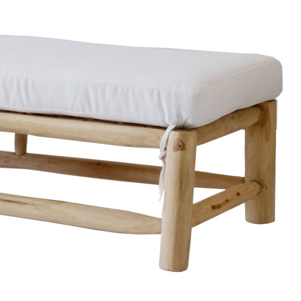 Loungeliege Sekrar aus Teak Massivholz im mediterranen Stil