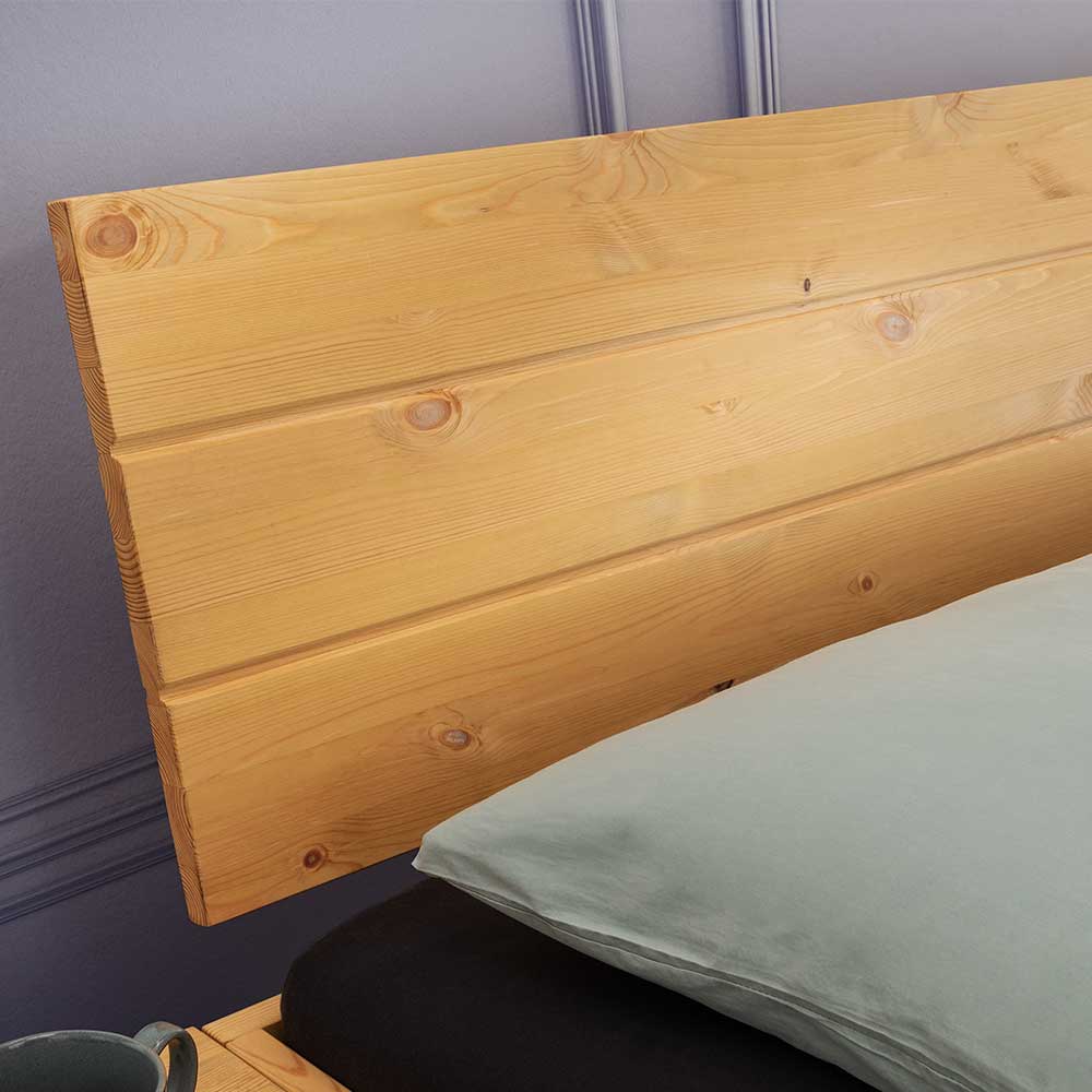 Doppelbett Demy aus Kiefer Massivholz auf Kufen