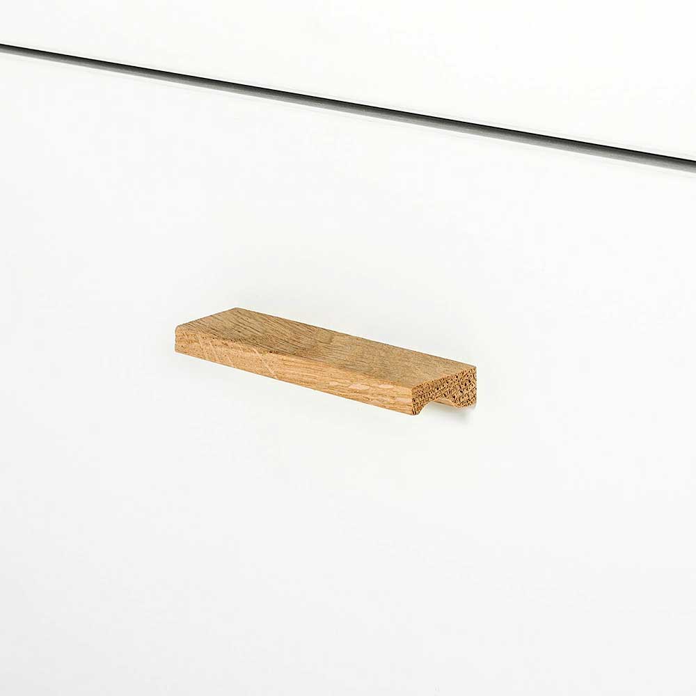Schrank Vitrine Masuyo im Skandi Design in Eichefarben und Weiß