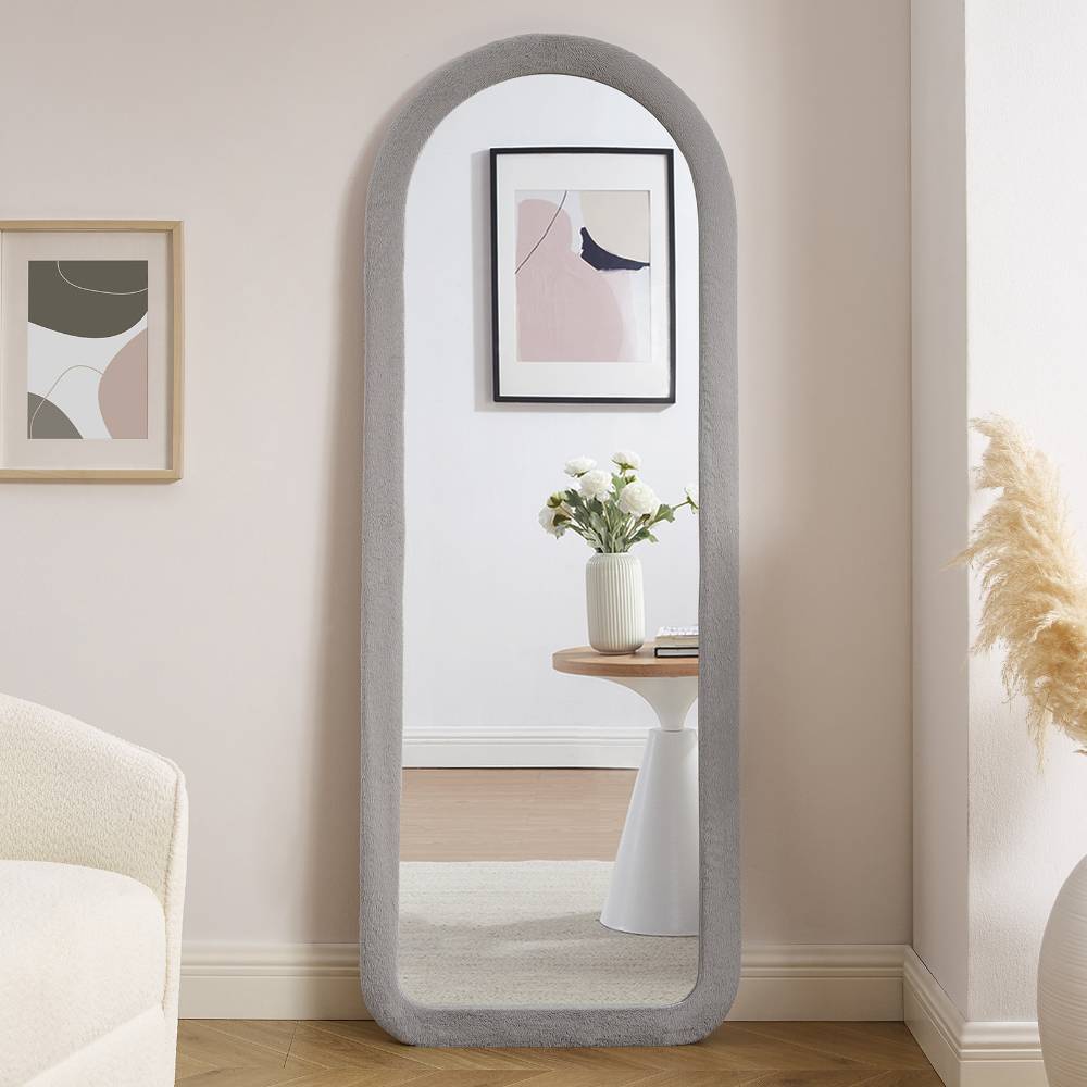 Designer Spiegel Kontrada mit Kunstfellrahmen 160 cm hoch