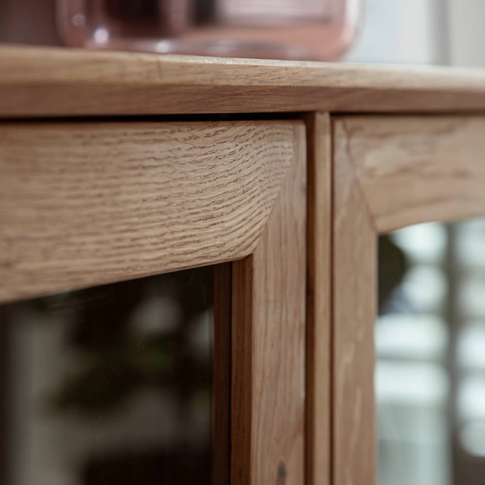 Sideboard Vitrine Belafoma aus Eiche Massivholz 178 cm breit